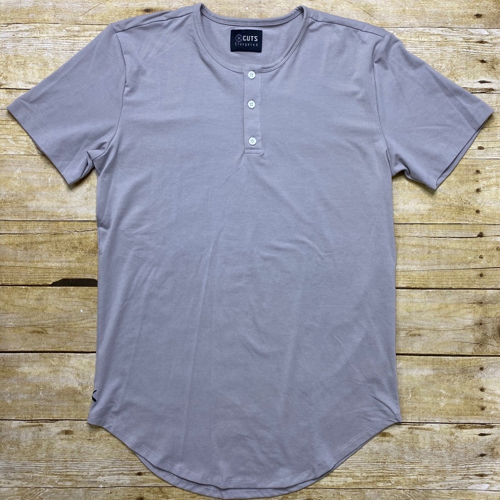 NWOT X Cuts 3 button t shirt